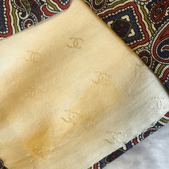 CHANEL Silk Tie - Picture 5 of 5